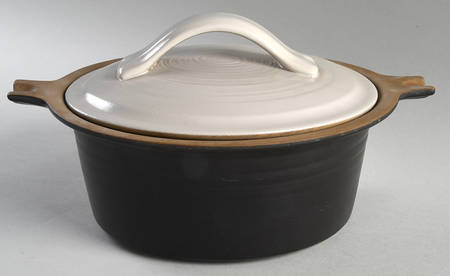 Gourmet 2 Qt Round Covered Casserole