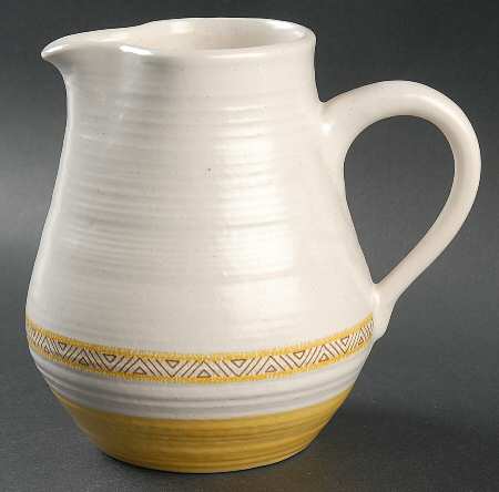 Hacienda Gold (USA) 32 Oz Pitcher