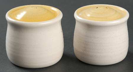 Hacienda Gold (USA) Salt & Pepper Set