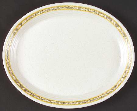 Hacienda Gold (USA) 11" Oval Serving Platter