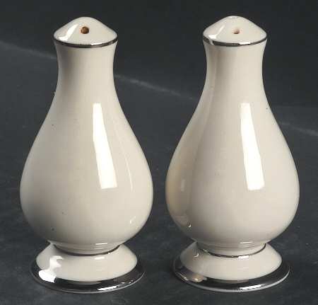 Huntington Salt & Pepper Set