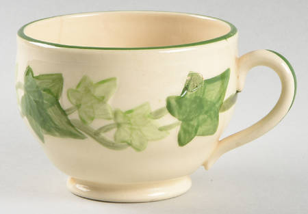 Ivy (American) Footed Cup