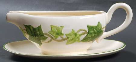 Ivy (American) Gravy Boat with Attached Underplate