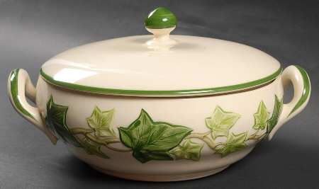 Ivy (American) 1.5 Qt Round Covered Casserole