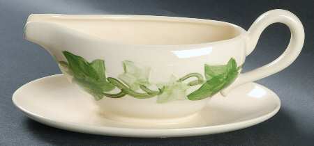 Ivy (American) Gravy Boat with Attached Underplate