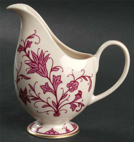 Lorraine Maroon Creamer