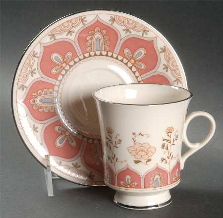 Madrigal Footed Cup & Saucer Set