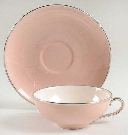 Magnolia (Platinum Trim) Flat Cup