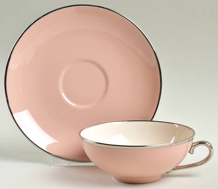 Magnolia (Platinum Trim) Flat Cup & Saucer Set