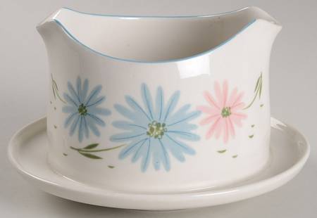 Maytime Gravy Boat with Attached Underplate