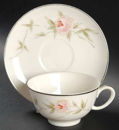Melrose Flat Cup & Saucer Set