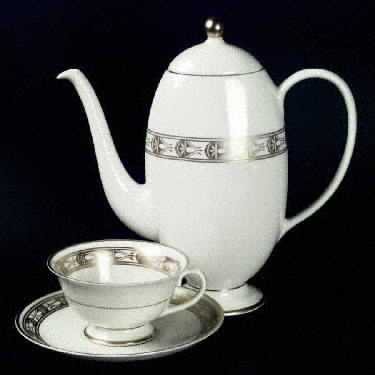 Monterey (Gold) Coffee Pot & Lid
