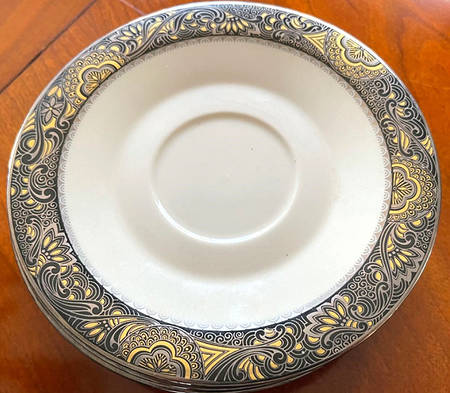 Nouvelle Ebony Saucer