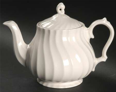 Old Chelsea Teapot & Lid
