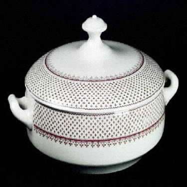 Orleans Round Covered Vegetable