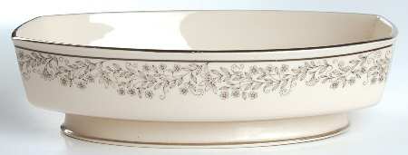 Overture 9" Oval Vegetable Bowl