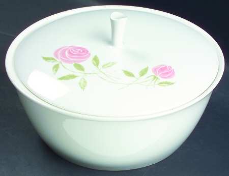 Pink A Dilly 1.75 Qt Round Covered Casserole