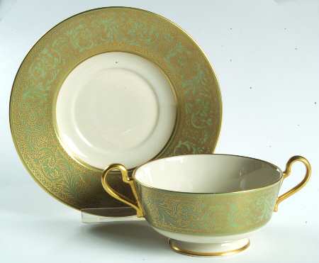 Renaissance Crown Footed Cream Soup Bowl