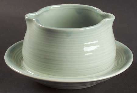 Reflections Jade Gravy Boat with Attached Underplate