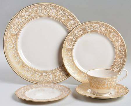 Renaissance Gold 5 Piece Place Setting