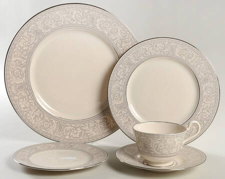 Renaissance Platinum 40 Piece Estate Set