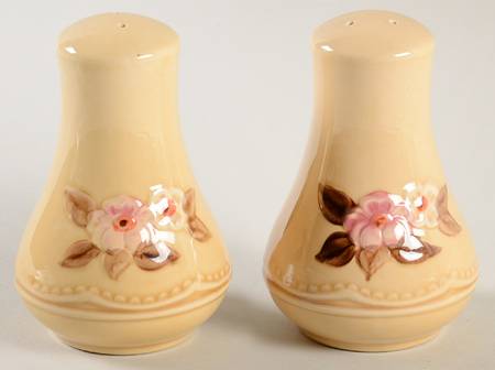 Rosette Salt & Pepper Set