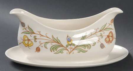Shasta Gravy Boat with Attached Underplate