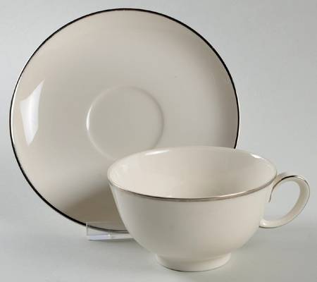 Simplicity Footed Cup & Saucer Set