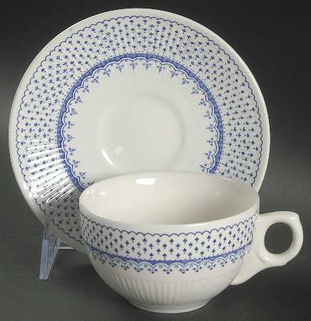 St. Louis Flat Cup & Saucer Set