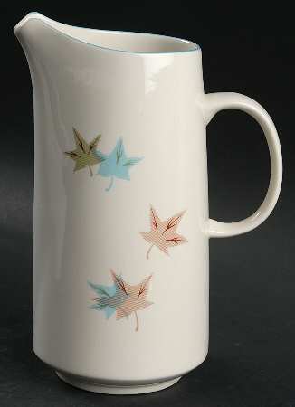 Sycamore 32 Oz Pitcher