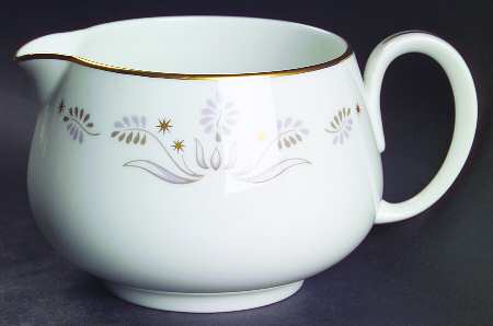 Tara Gravy Boat