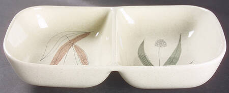 Trio 11" Oval Divided Vegetable Bowl