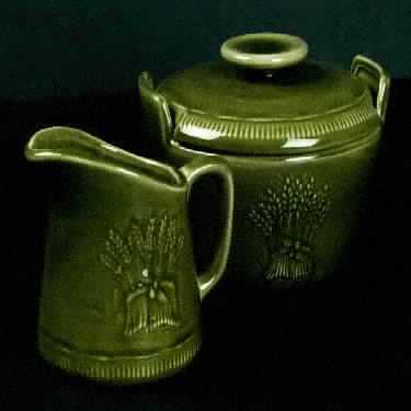 Wheat Green (Winter Green) Sugar Bowl & Lid