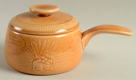 Wheat Light Gold (Summer Tan) Individual Casserole & Lid