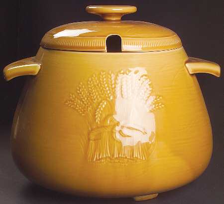 Wheat Light Gold (Summer Tan) Tureen &  Lid