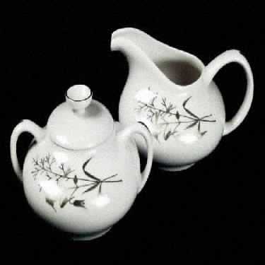 Winter Bouquet Sugar Bowl & Lid