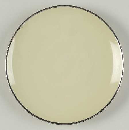 Willow Green (Platinum Trim) Bread & Butter Plate