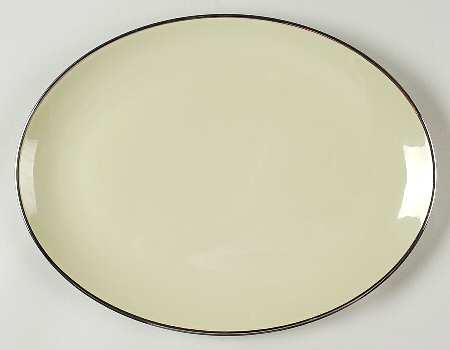 Willow Green (Platinum Trim) 12" Oval Serving Platter