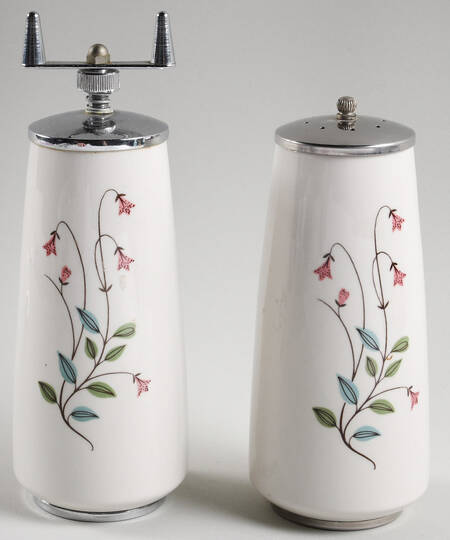 Winsome Salt Mill & Pepper Mill Set