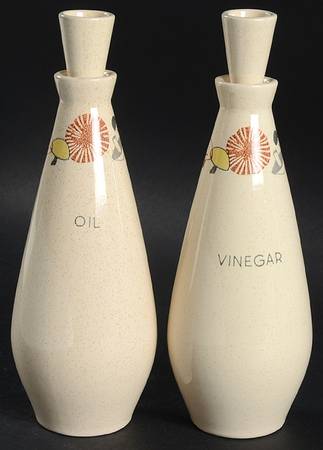 Woodlore Vinegar and Oil Set with Stoppers