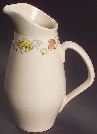 Woodlore 28 Oz Pitcher