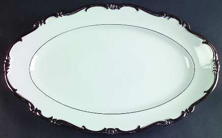 Antoinette 15" Oval Serving Platter