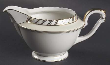 Baronial (White Center) Creamer