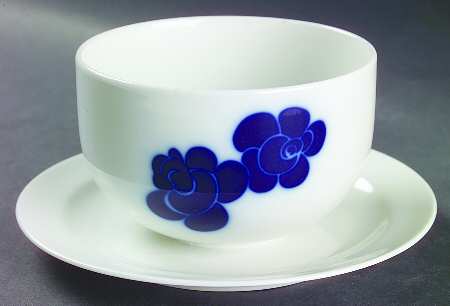 Blue Flower Gravy Boat with Attached Underplate
