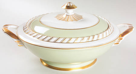Celadonia Green Round Covered Vegetable