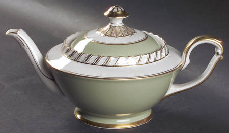 Celadonia Green Coffee Pot & Lid