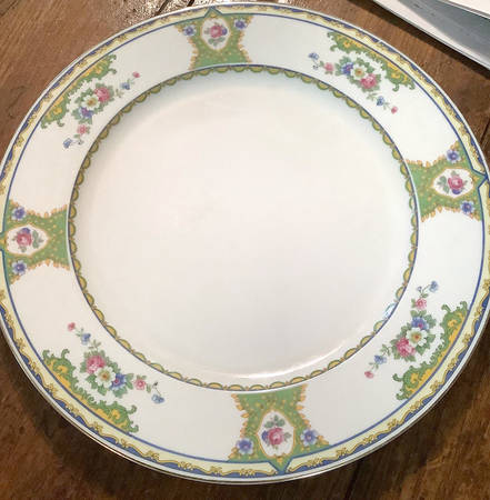 FR73 Dinner Plate