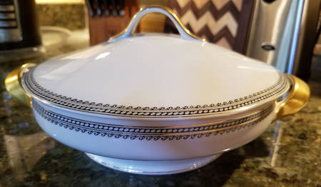 FR94 Round Covered Vegetable