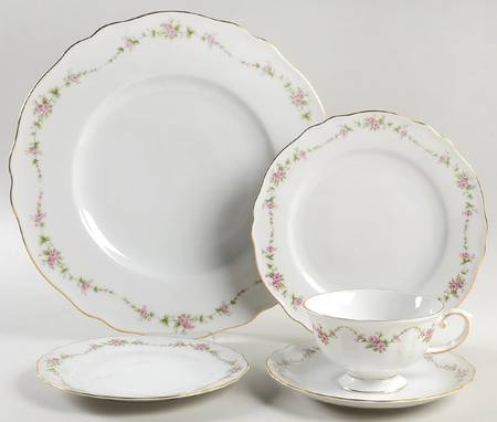 Gloria 5 Piece Place Setting