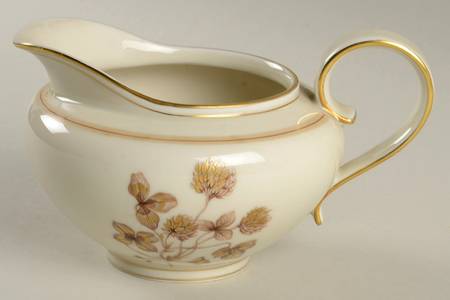 Golden Clover Creamer